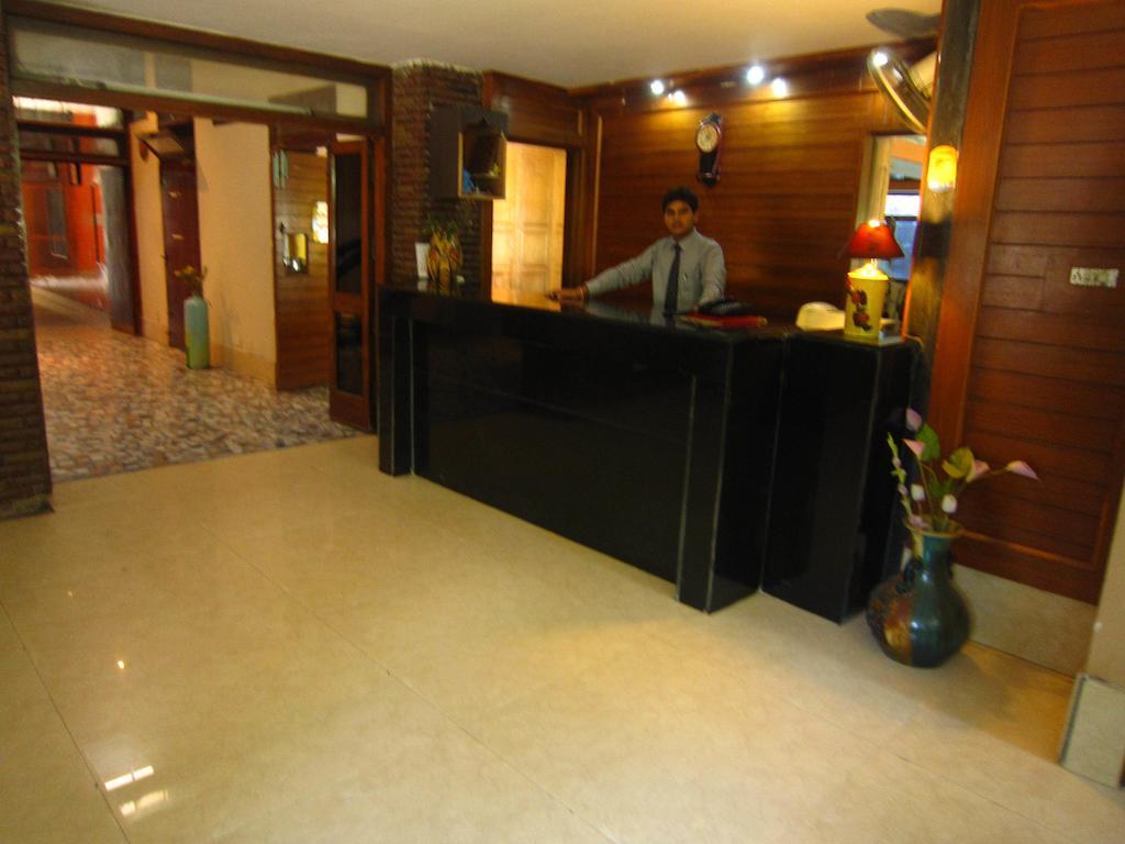 Hotel Kings Retreat Patiāla Exterior photo