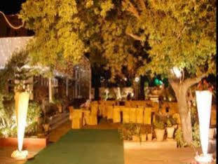 Hotel Kings Retreat Patiāla Exterior photo